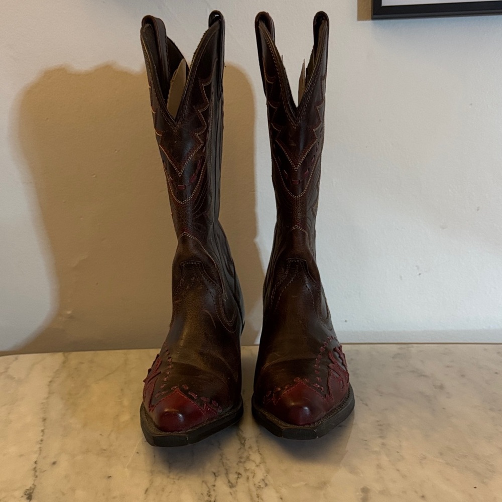 Laredo ladies Brown and Red pattern Western Boots